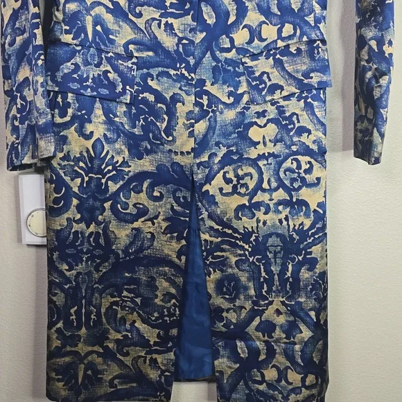 Carla Zampatti Blue and Gold Padded Shoulder Knee Lenght Coat 100% Silk  Size 10 - Picture 3 of 7